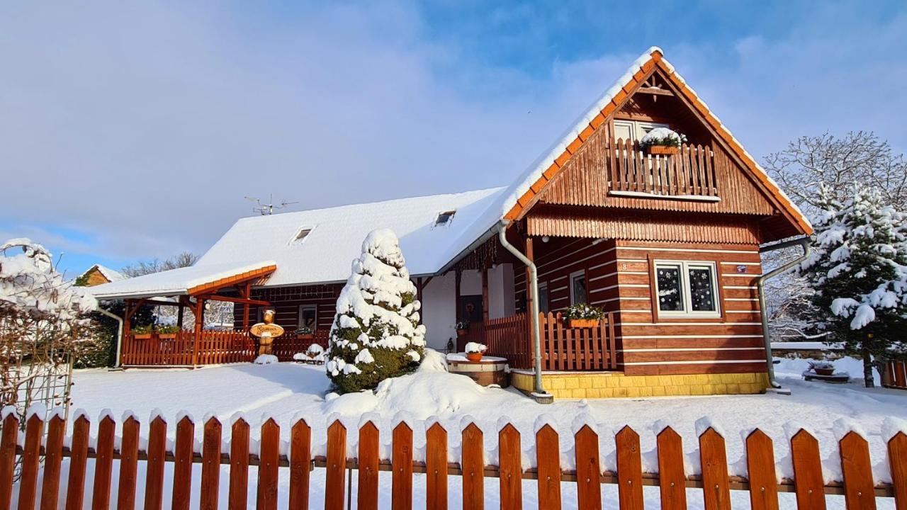 Villa Roubenka Rozkos Nové Město nad Metují Esterno foto